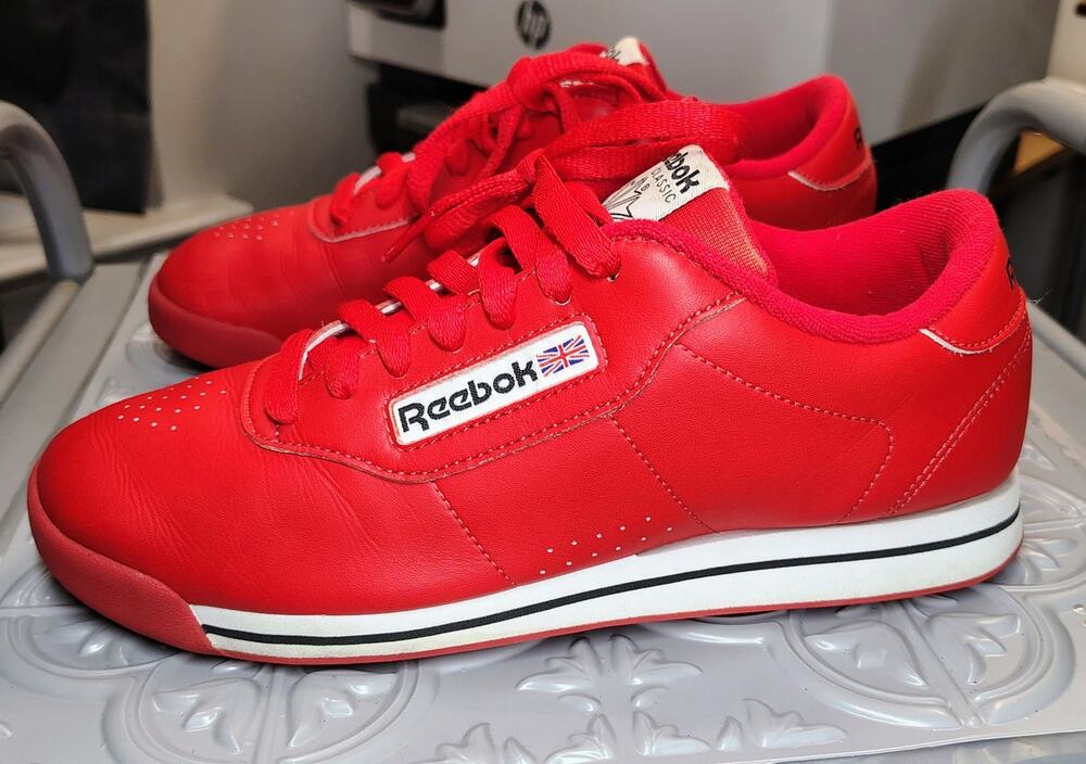 #SH02 - RED REEBOK PRINCESS LIFE SNEAKERS EXCELLENT CONDITION! SIZE 7